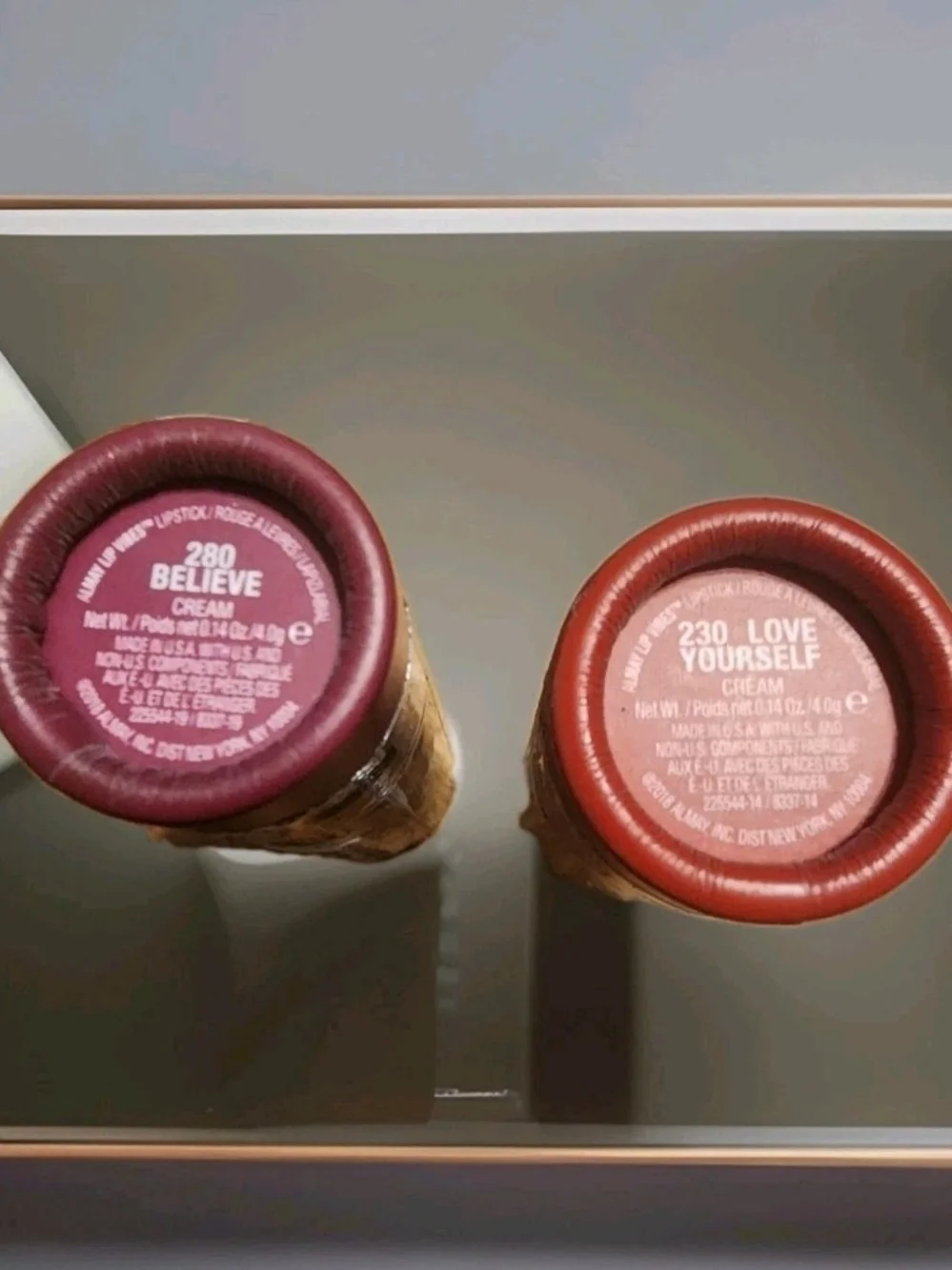 Velvetines Gloss-Scandal, 2-Almay  Lipstick Believe, Love Yourself